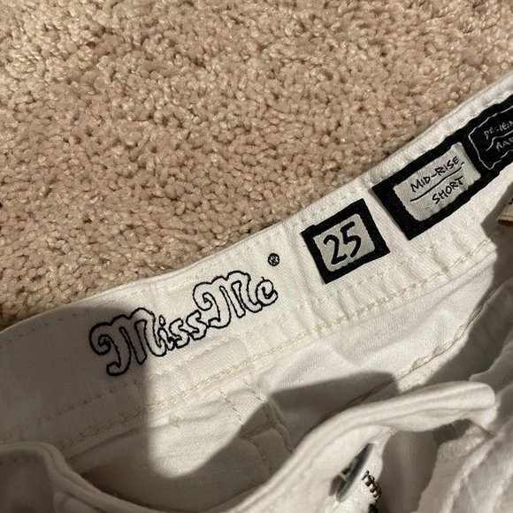 Miss Me l White Sailor Shorts - Picture 5 of 6